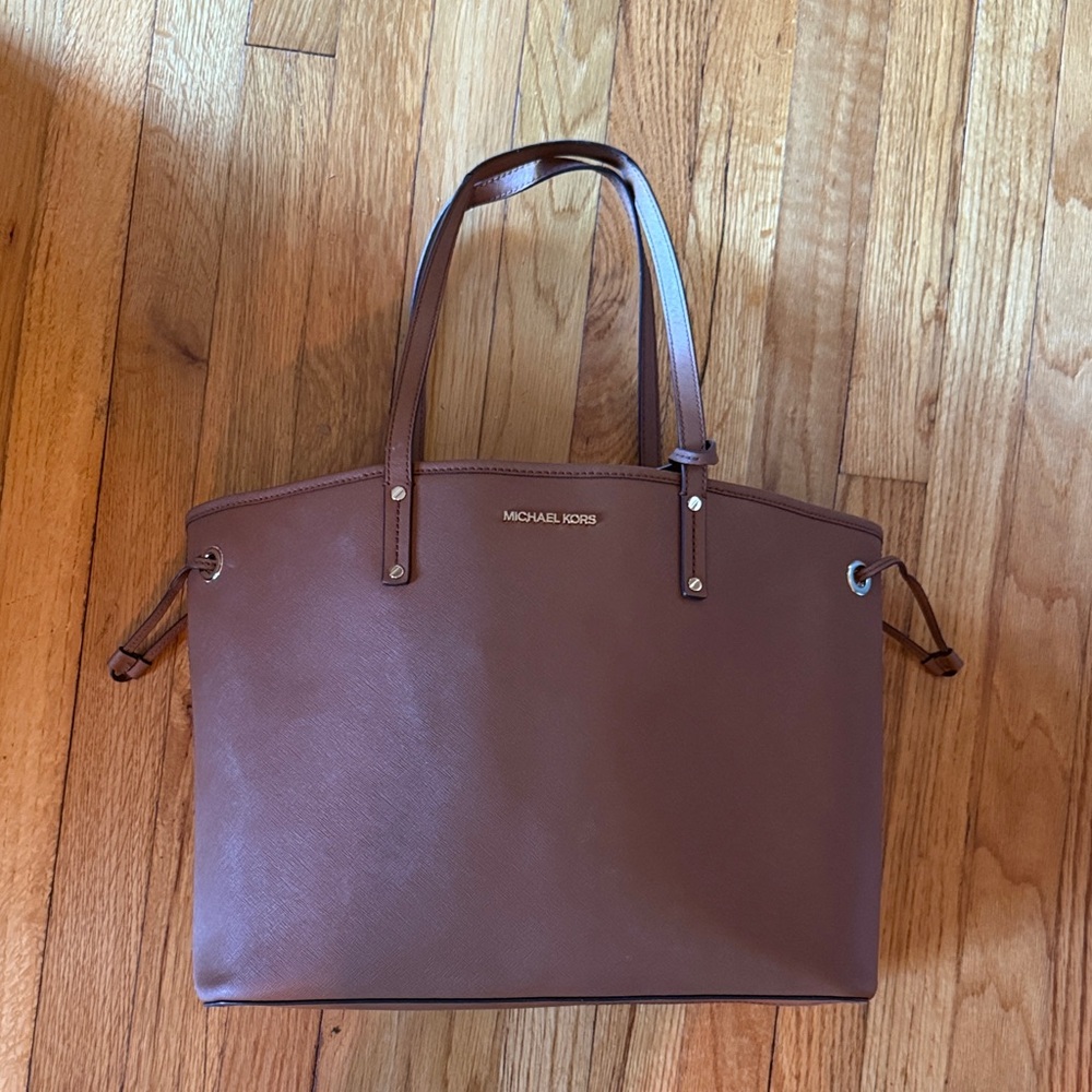 Michael Kors Jet Chocolate Brown Handbag